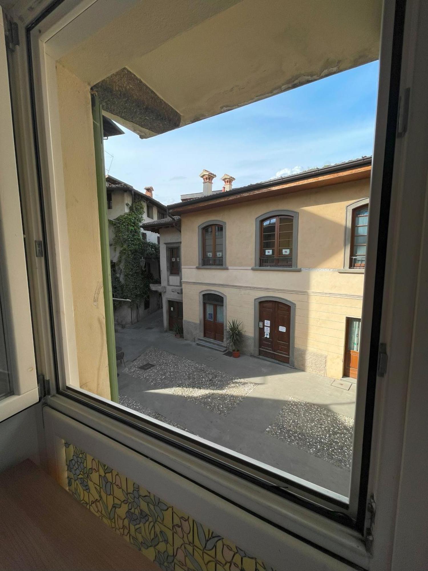 Casa Berlai, Bilocale Sul Lago Villa Pisogne Buitenkant foto