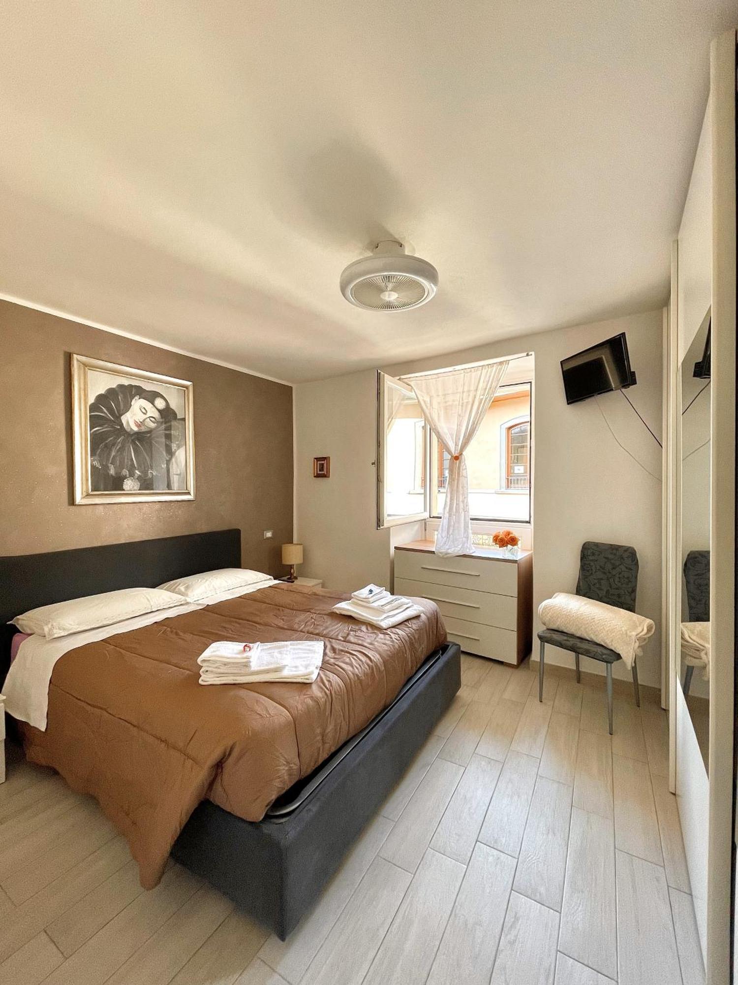 Casa Berlai, Bilocale Sul Lago Villa Pisogne Buitenkant foto